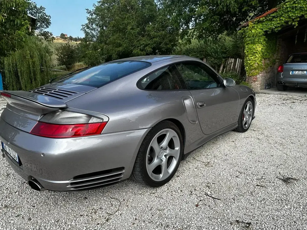 Usata Porsche 996 Turbo 420 CV (308 kW) 2001 Grigio Coupé