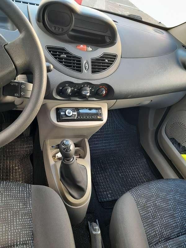 Usata Renault Twingo Dynamique 58 CV (42 kW) 2009 Nero Utilitaria