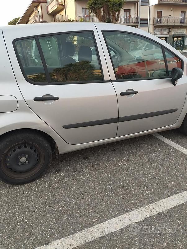 Usata Renault Modus 2007 Grigio Monovolume