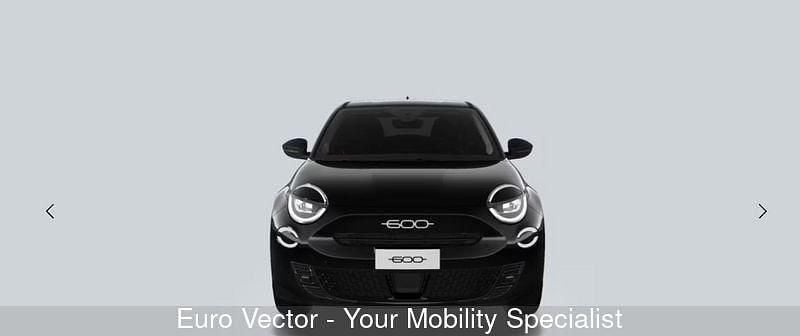 Nuova Fiat 600 110 CV (80 kW) 2025 Nero SUV