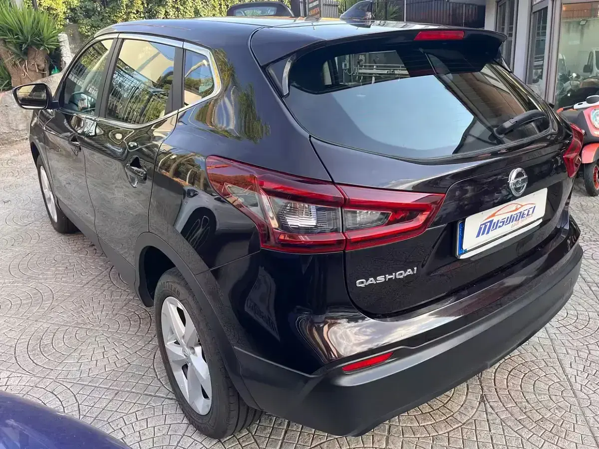 Usata Nissan Qashqai 150 CV (110 kW) 2020 Marrone SUV
