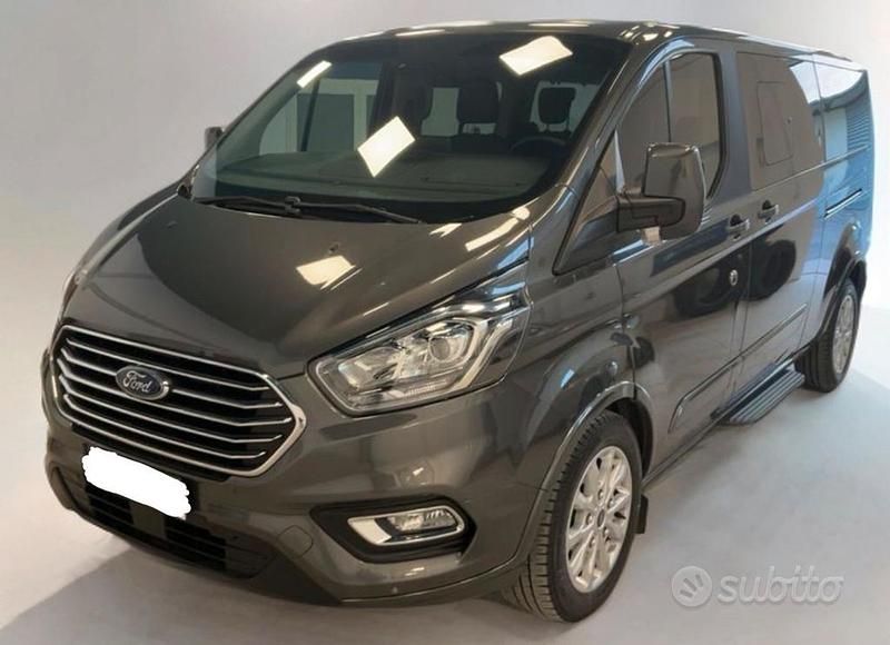 Usata Ford Tourneo Custom 170 CV (125 kW) 2023 Furgone