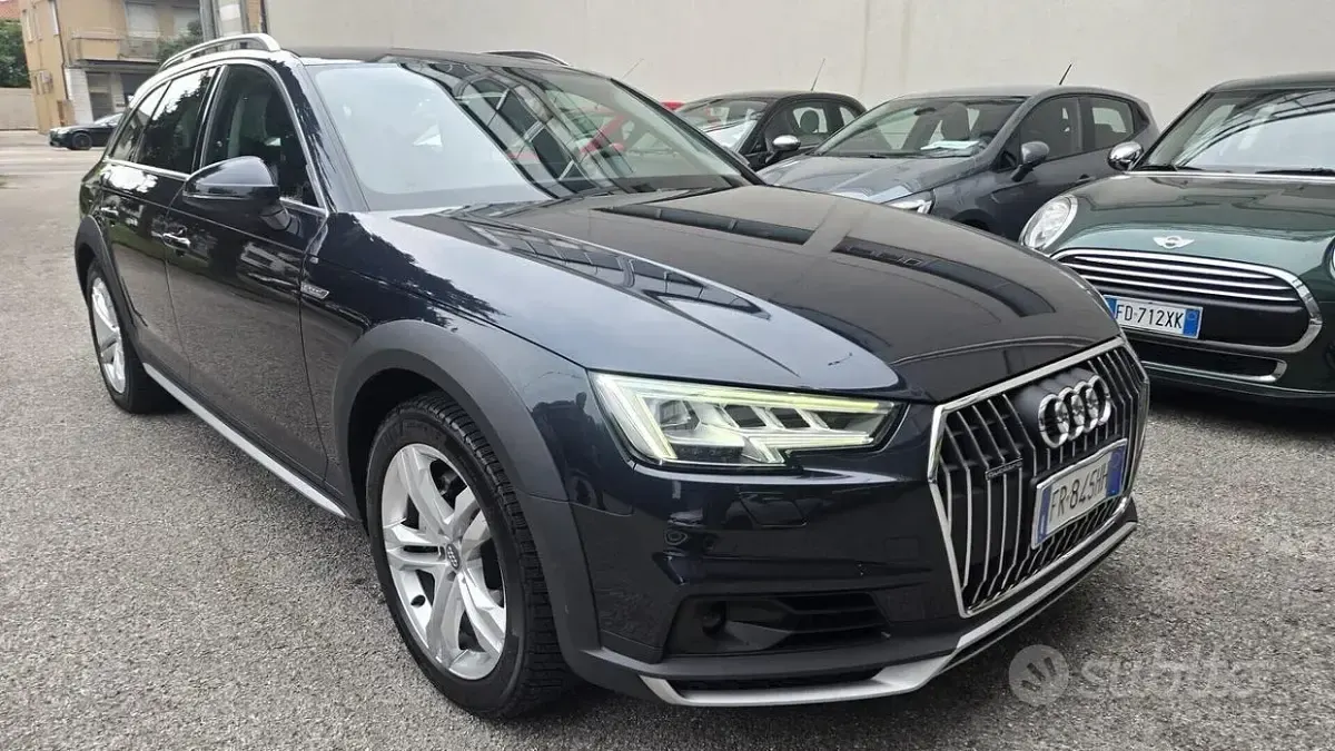 Usata Audi A4 Allroad Business 190 CV (139 kW) 2018 Bluazzurro Station wagon