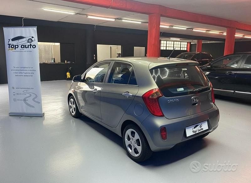 Usata Kia Picanto City 68 CV (50 kW) 2014 Grigio Utilitaria