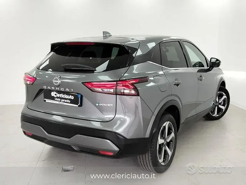 Usata Nissan Qashqai N-Connecta 158 CV (116 kW) 2023 Grigio SUV