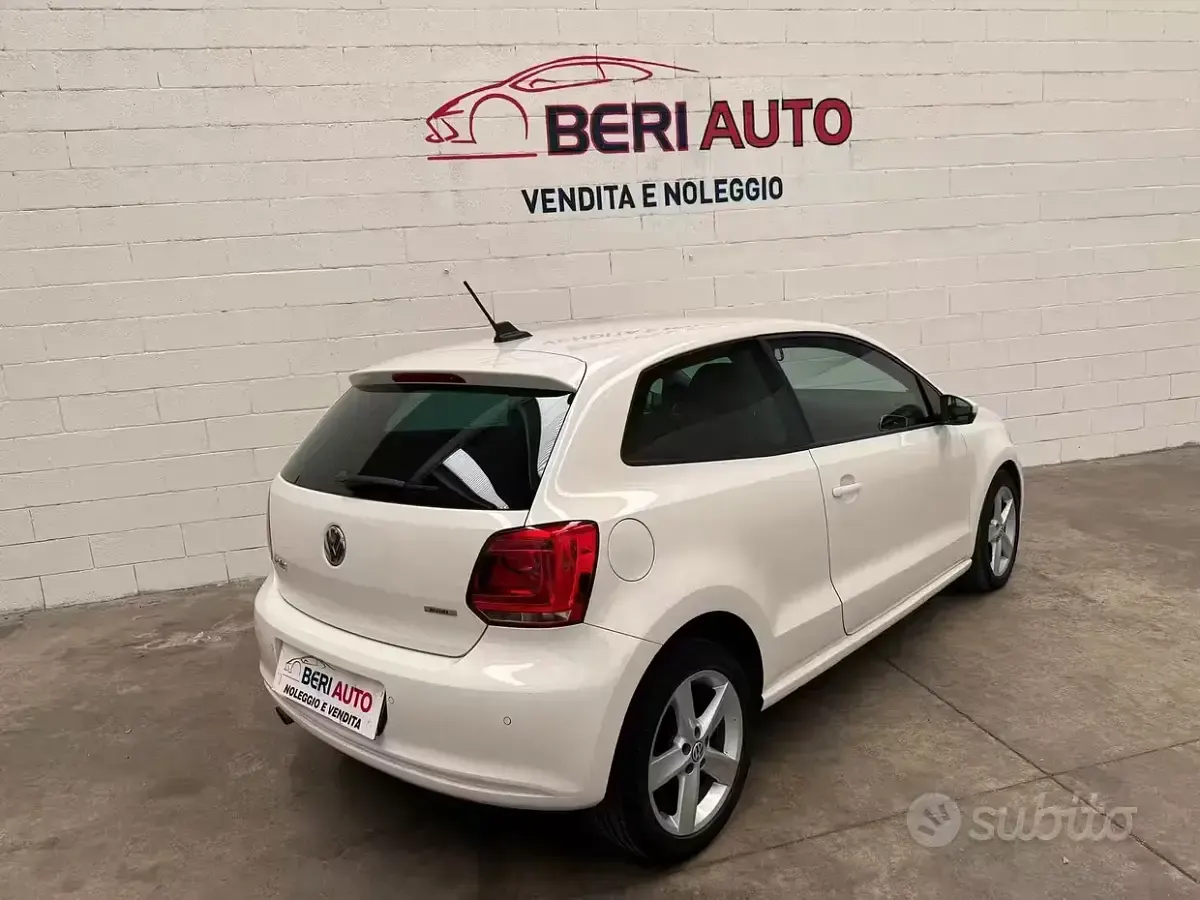 Usata VW Polo 82 CV (60 kW) 2013 Bianco Utilitaria