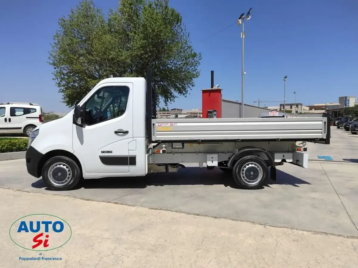 Usata Nissan NV400 125 CV (91 kW) 2014 Bianco Furgone