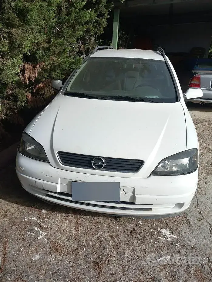 Usata Opel Astra 75 CV (55 kW) 2003 Bianco Station wagon