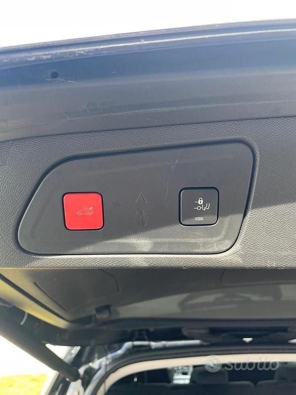 Usata Citroën C5 Shine 180 CV (132 kW) 2019 Grigio Station wagon