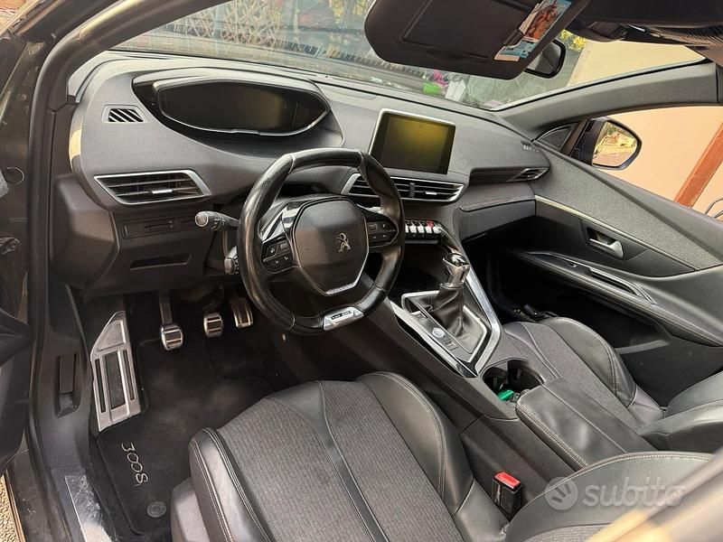 Usata Peugeot 3008 GT-line 120 CV (88 kW) 2017 SUV