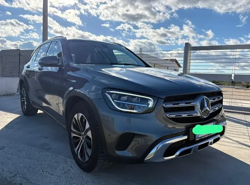 Usata Mercedes GLC220 Premium 194 CV (142 kW) 2020 Grigio SUV