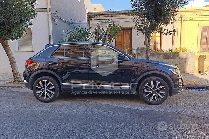 Usata VW T-Roc Style 110 CV (80 kW) 2021 Grigio SUV