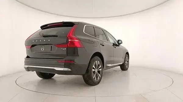 Nuova Volvo XC60 Core 253 CV (186 kW) 2025 Nero SUV