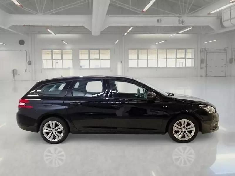 Usata Peugeot 308 Business-Line 130 CV (95 kW) 2021 Station wagon