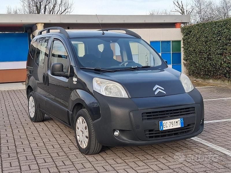 Usata Citroën Nemo XTR 75 CV (55 kW) 2010 Grigio Monovolume