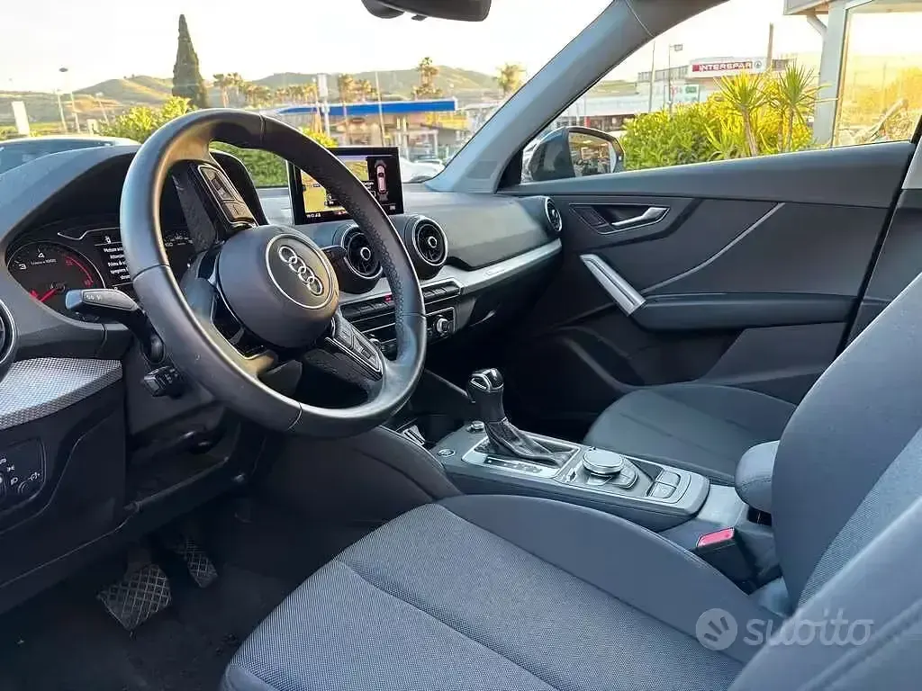 Usata Audi Q2 116 CV (85 kW) 2022 Grigio SUV