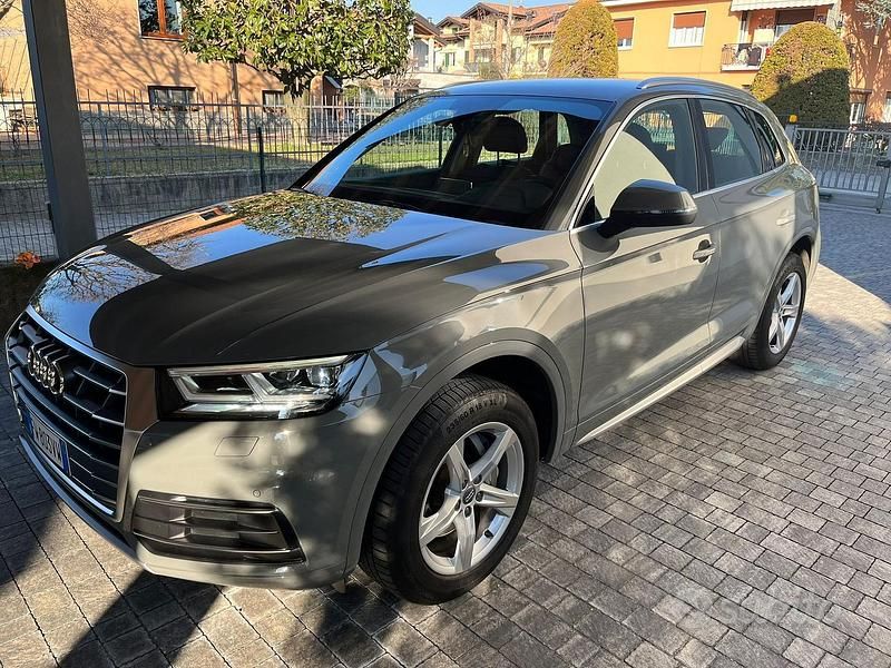 Usata Audi Q5 Business 190 CV (139 kW) 2019 Grigio SUV