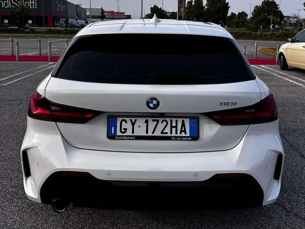 Usata BMW 118 M Sport 136 CV (100 kW) 2023 Bianco Berlina
