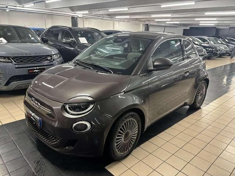 Usata Fiat 500e Icon 42 kW (58 CV) 2021 Grigio Utilitaria