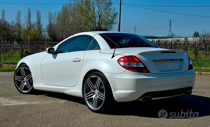 Usata Mercedes SLK350 AMG 271 CV (199 kW) 2006 Bianco Cabrio