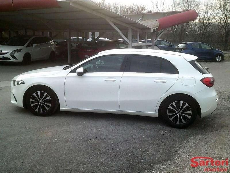 Usata Mercedes A160 109 CV (80 kW) 2021 Bianco Berlina