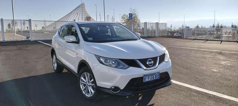 Usata Nissan Qashqai Acenta 110 CV (80 kW) 2016 SUV
