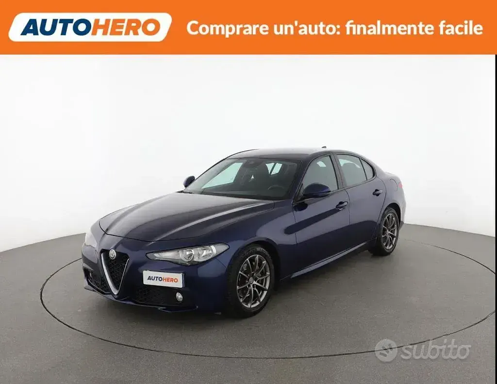 Usado Alfa Romeo Giulia 150 CV (110 kW) 2017 Berlina