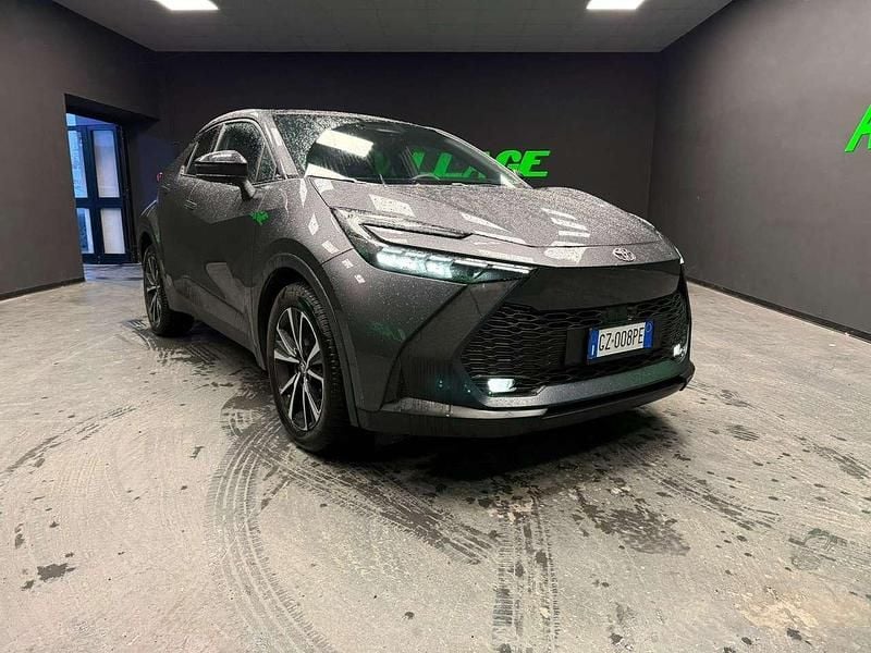Grigio Usata 2025 Toyota C-HR Trend SUV | 26.500 € (Super prezzo) - Immagine 1/4