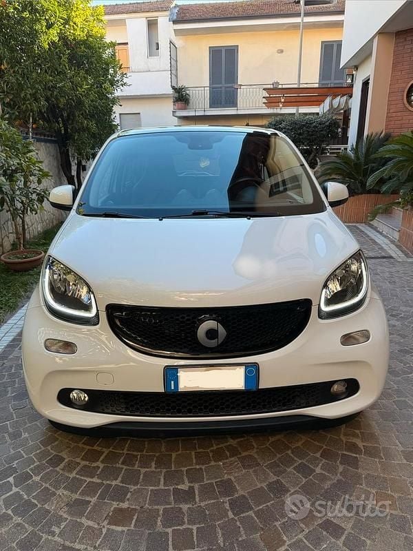 Usata Smart ForFour Prime 2016 Bianco Utilitaria