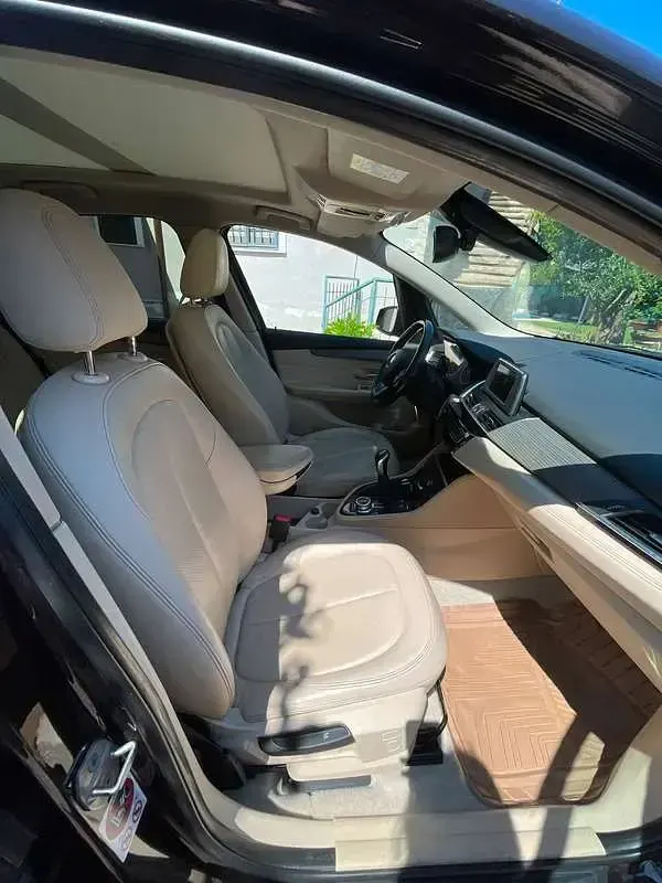 Usata BMW 216 Gran Tourer Luxury Line 116 CV (85 kW) 2016 Nero Monovolume