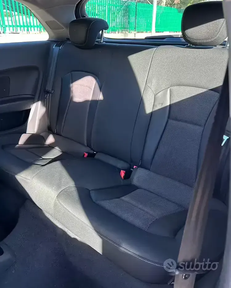 Usata Audi A1 Premium 105 CV (77 kW) 2011 Utilitaria