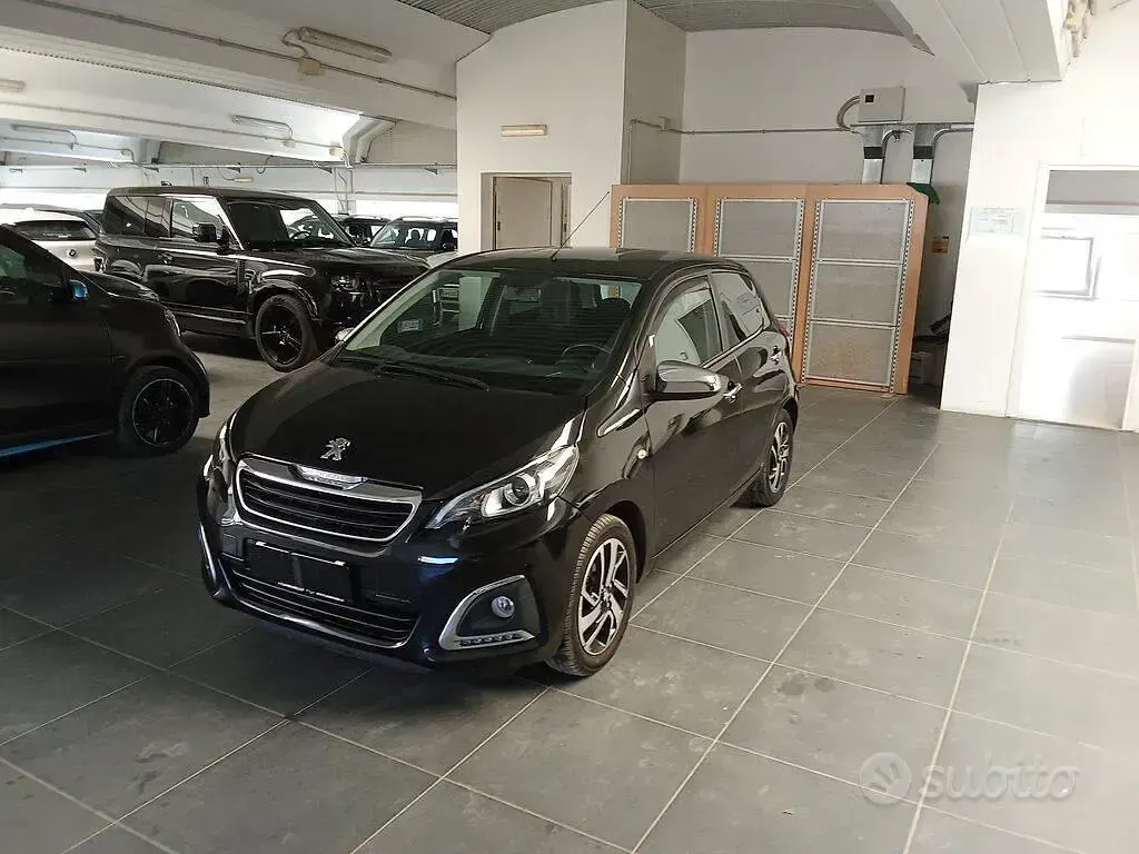Usata Peugeot 108 Active 72 CV (52 kW) 2019 Berlina