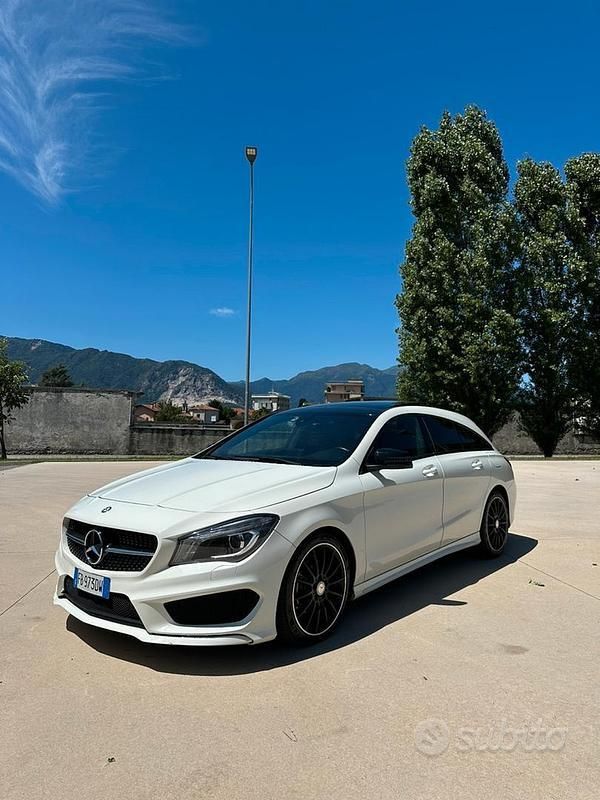 Bianco Usata 2015 Mercedes CLA200 Shooting Brake AMG Station wagon | 15.500 € (Molto cara) - Immagine 1/4