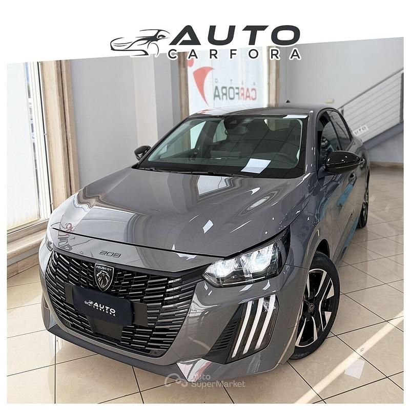 Usata Peugeot 208 Allure 101 CV (74 kW) 2025 Grigio Utilitaria
