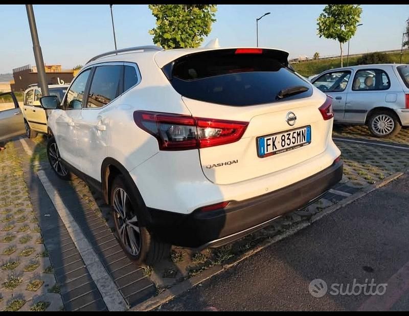 Usata Nissan Qashqai 115 CV (84 kW) 2017 Bianco SUV