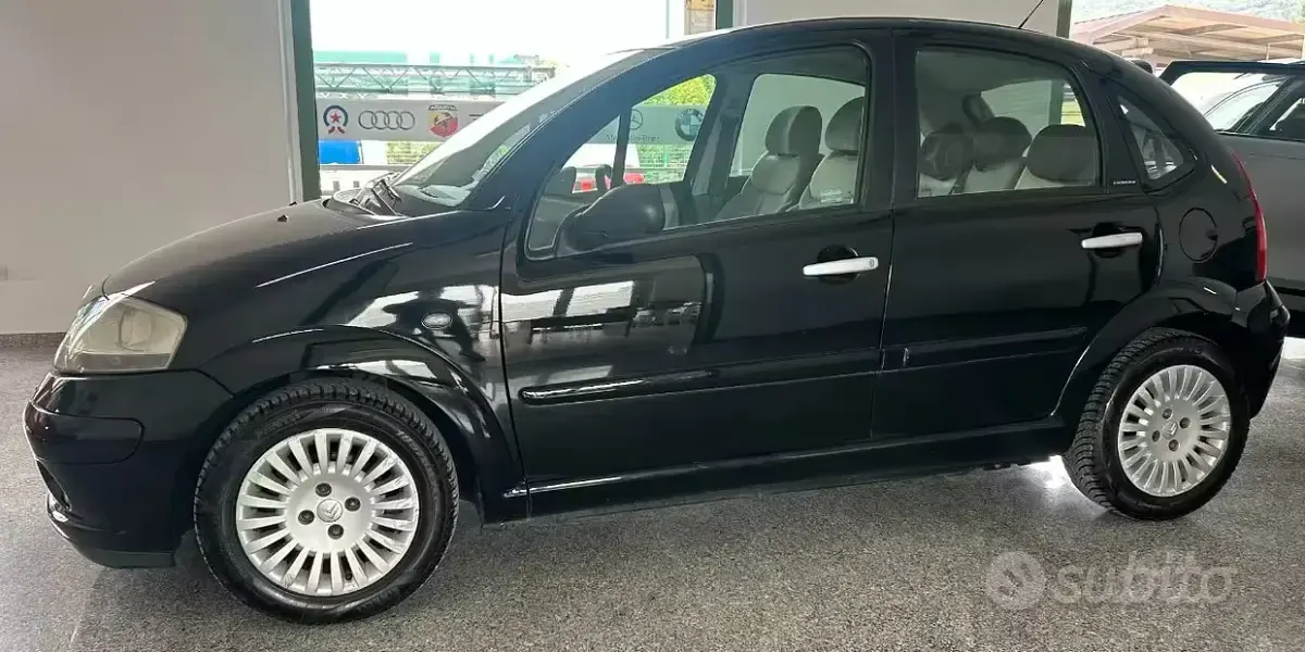 Usata Citroën C3 Exclusive 109 CV (80 kW) 2004 Nero Berlina