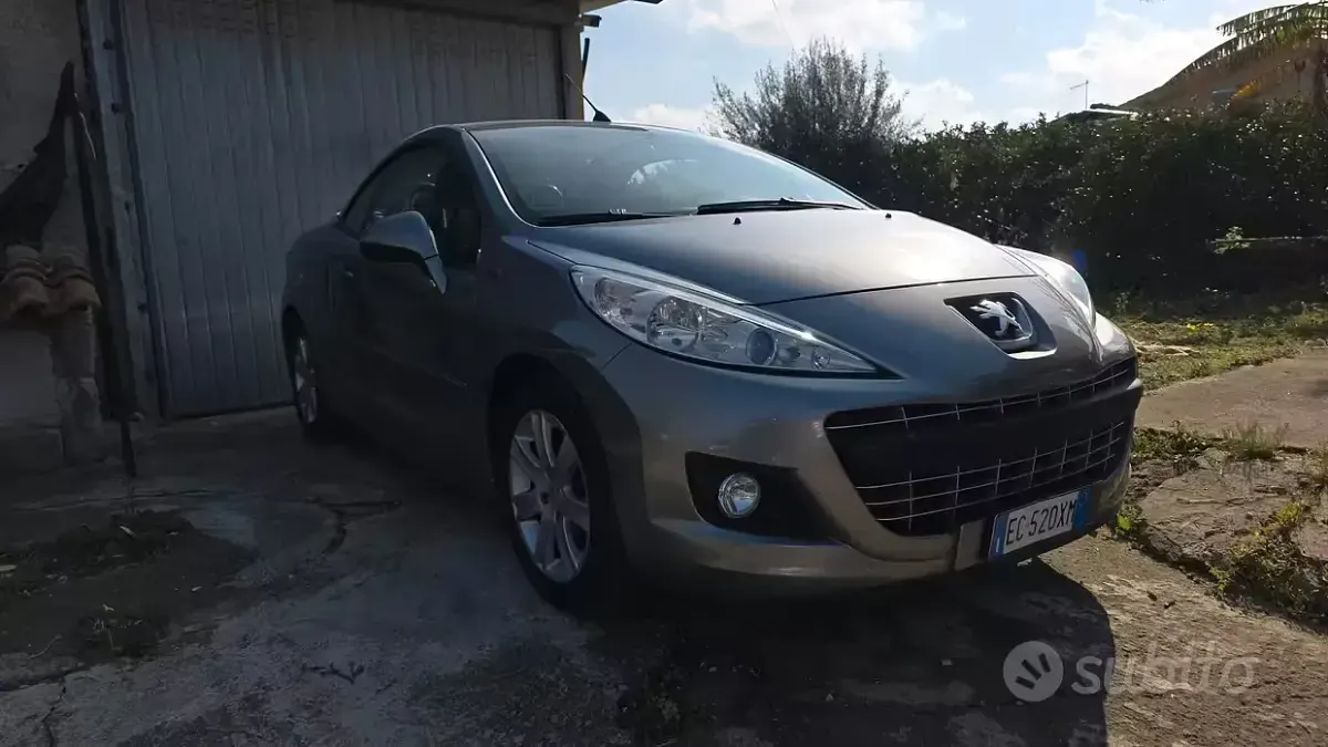 Usata Peugeot 207 CC 112 CV (82 kW) 2010 Grigio Cabrio