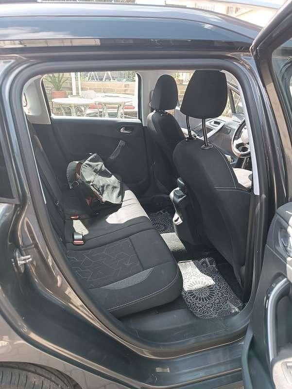 Usata Peugeot 2008 Active 82 CV (60 kW) 2018 Grigio SUV