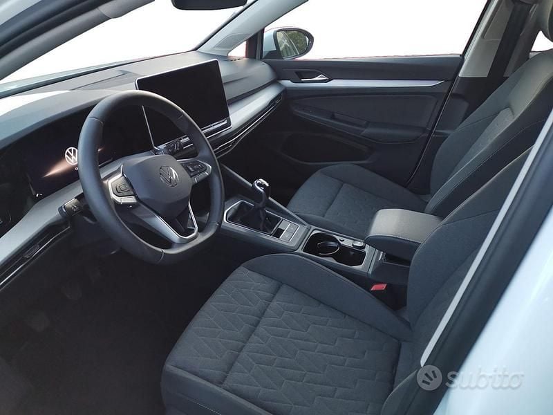 Usata VW Golf VIII Edition 116 CV (85 kW) 2025 Bianco Berlina