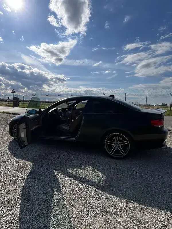 Usata BMW 325 218 CV (160 kW) 2006 Coupé
