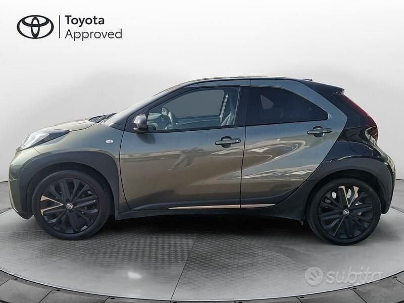 Usata Toyota Aygo X Trend 72 CV (52 kW) 2022 Verde SUV