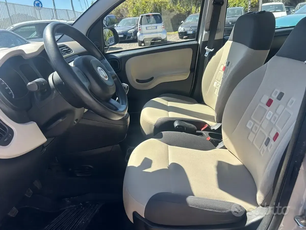 Usata Fiat Panda Easy 69 CV (50 kW) 2016 Beige Utilitaria