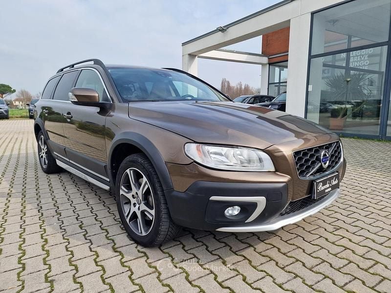 Usata Volvo XC70 Momentum 181 CV (133 kW) 2014 Marrone Station wagon