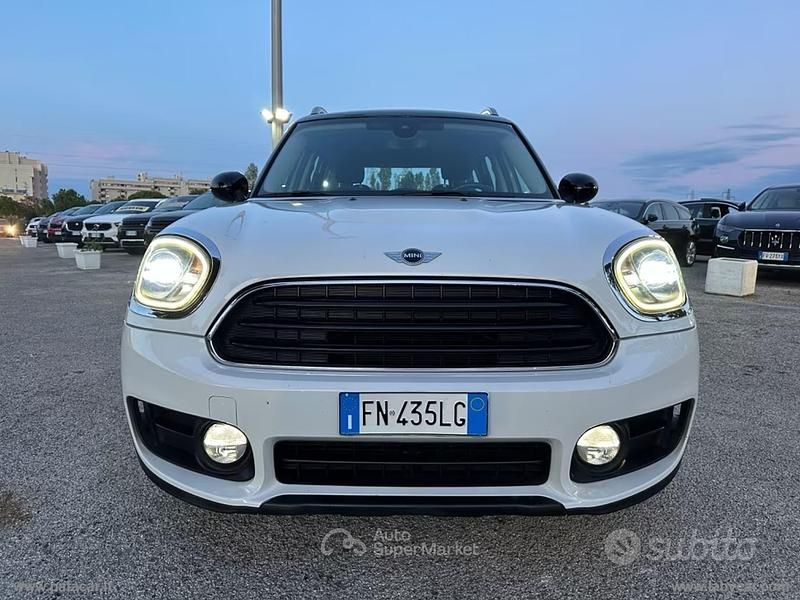 Usata Mini Cooper Clubman Business 150 CV (110 kW) 2018 Bianco Station wagon