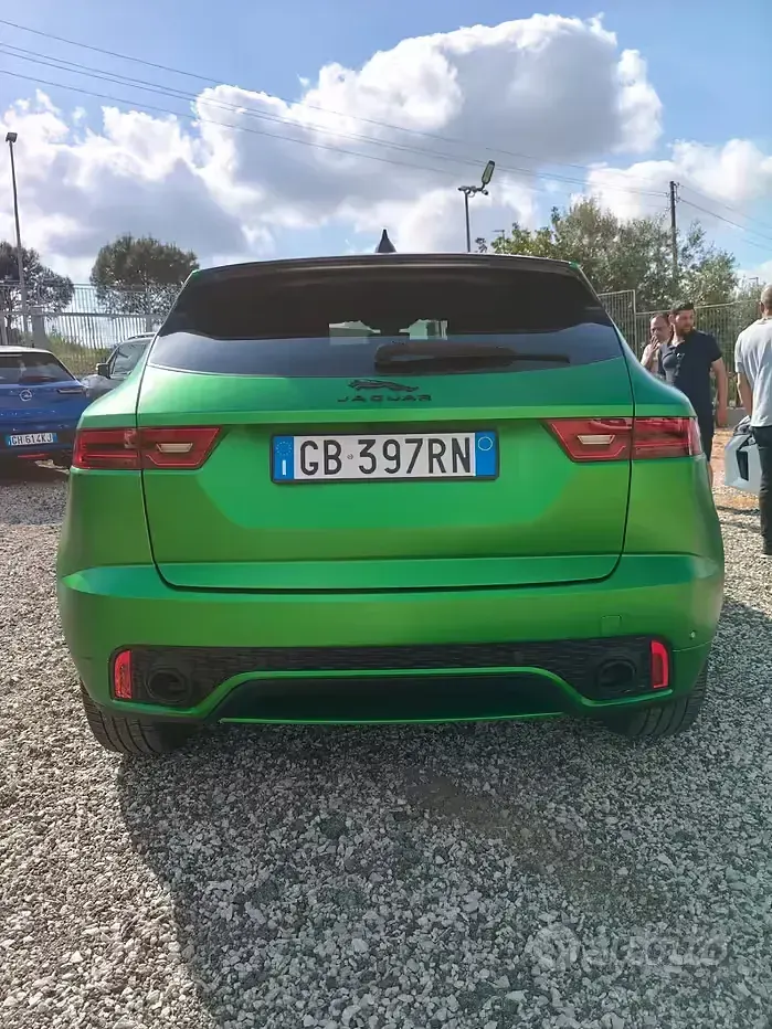 Usata Jaguar E-Pace 150 CV (110 kW) 2021 Verde SUV