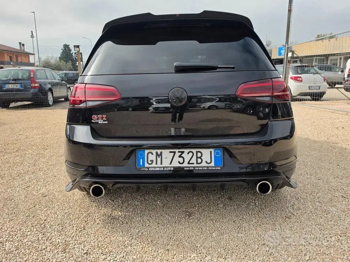 Begagnad VW Golf VIII GTI 245 HK (180 kW) 2020 Svart Sedan