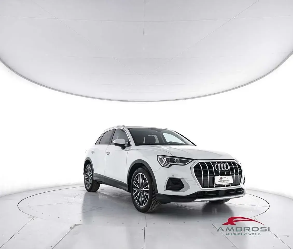 Usata Audi Q3 Advanced 150 CV (110 kW) 2023 Bianco SUV