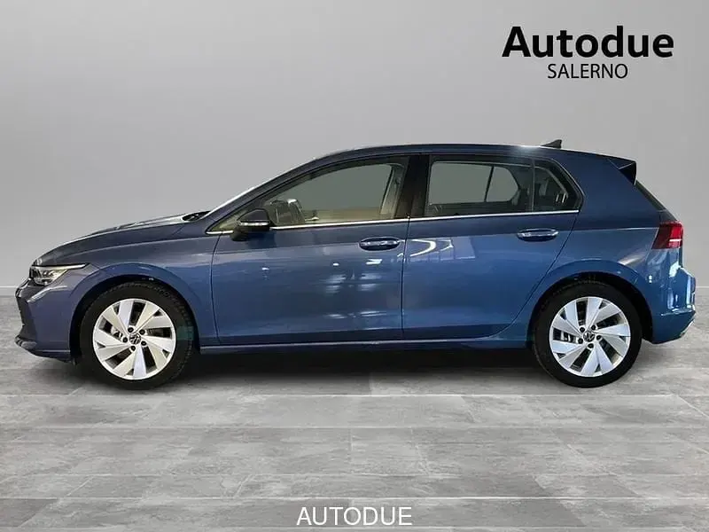 Usata VW Golf VIII Style 150 CV (110 kW) 2025 Blu Berlina
