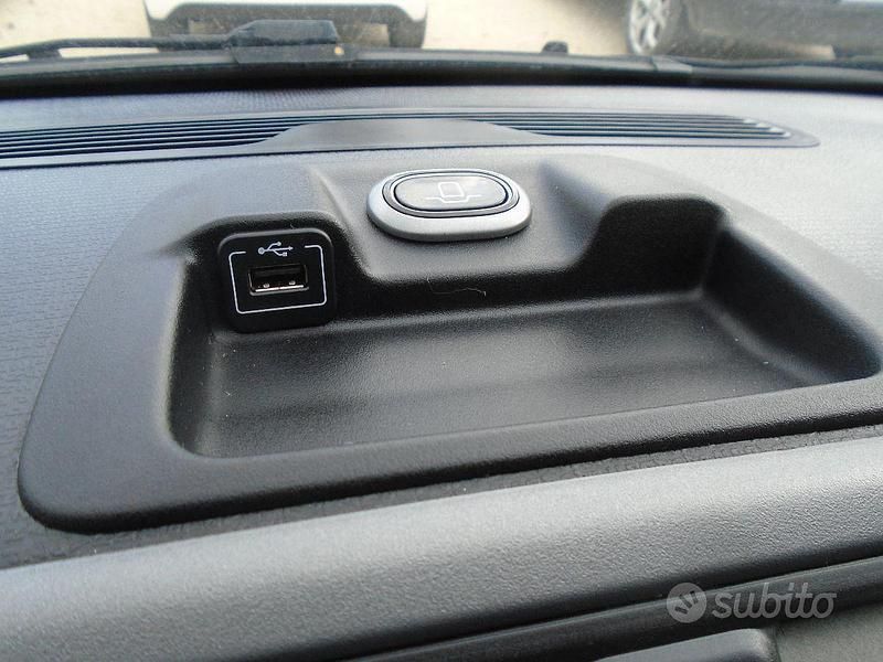 Usata Fiat Panda Easy 85 CV (62 kW) 2019 Bianco Utilitaria