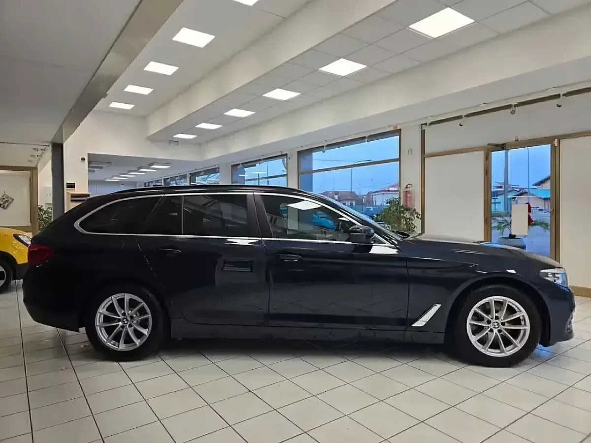 Usata BMW 520 190 CV (139 kW) 2020 Blu Station wagon